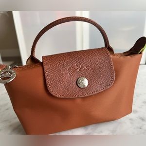 *LIKE NEW* LONGCHAMP LE PLIAGE Pouch with Handle